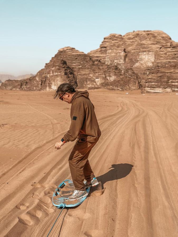 Wadi Rum Hugo Camp Екстер'єр фото