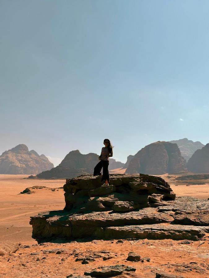 Wadi Rum Hugo Camp Екстер'єр фото